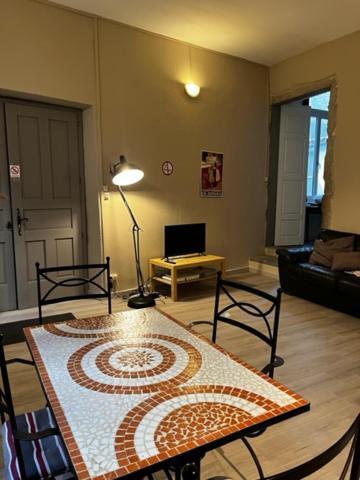 Cosy House T3 City Center, Museum, Place Carnot Carcassonne Exterior photo